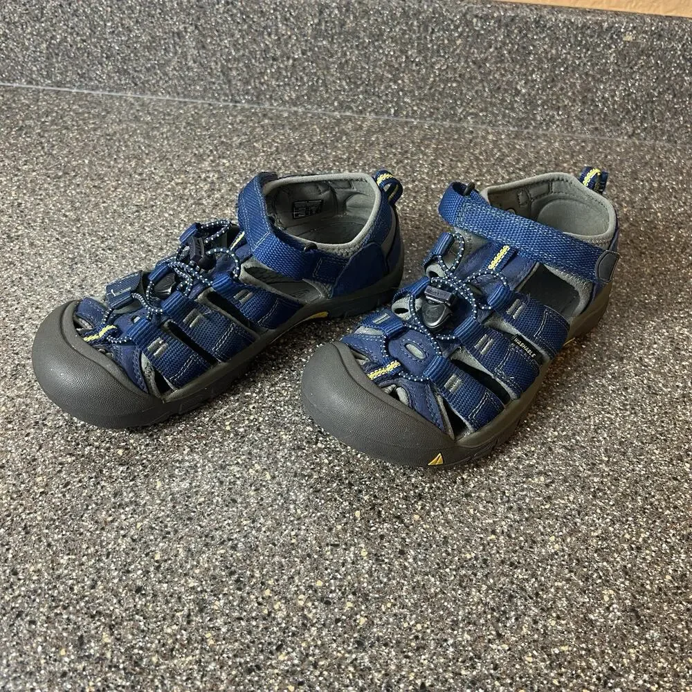 Keen Newport H2 Sandals Kids Size 4 Summer Comfort Outdoor Navy Blue Waterproof